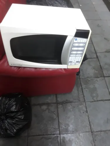 Forno microhanda eletro lux