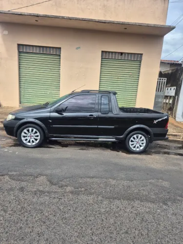 Fiat Strada Adv/adv Tryon 1.8 MPI Flex 8V CE 2005