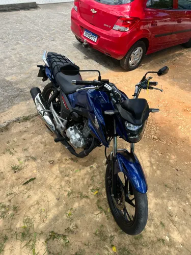 Fan azul 2025