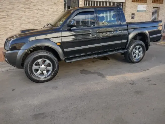 Mitsubishi L200 Outdoor GLS 2.5 4X4 CD TDI Diesel 2011