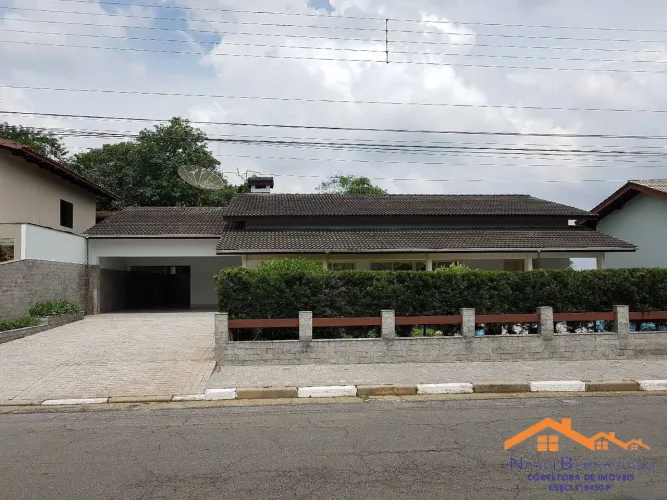 EXCELENTE CASA COM PISCINA EM COND ARUJAZINHO IV , ARUJÁ SP,  CONFIRA!