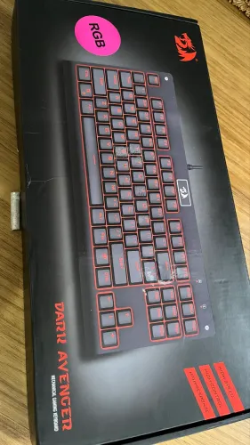 Teclado mecânico Dark Avanger