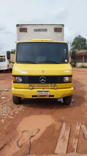 Caminhão 710