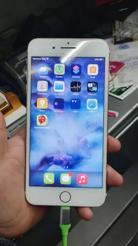 iPhone 7 plus em perfeito estado $ 500,00