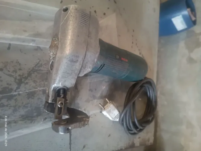 Tesoura Faca 1504 Bosch Eletrica