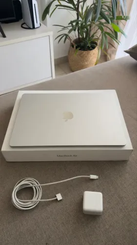 MacBook Air M4 Tela de 15, 16gb ram 256ssd