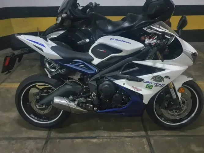 Triumph Daytona 675i 2014