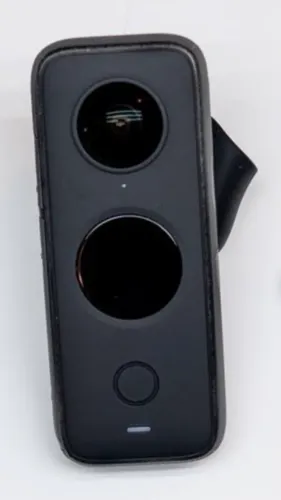 Insta360 ONE X2