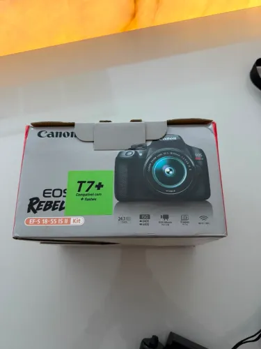Câmera cânon T7 Rebel