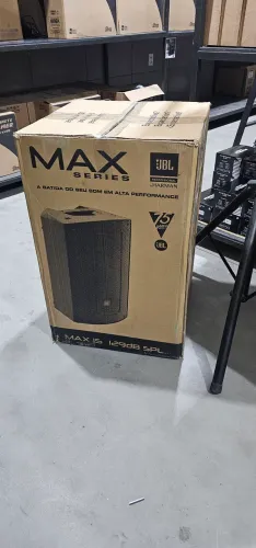 Caixa de som JBL Max 15