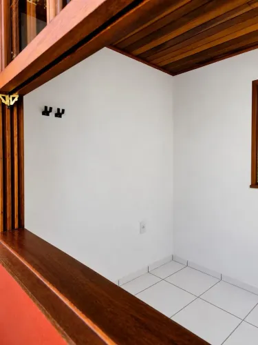 Casa , lote 10 ótima localização. Telefone * valor 390.000