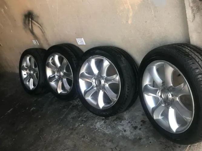 Pneus + rodas