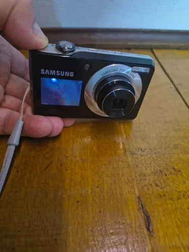 câmera samsung 12.2 mp selfie pl100 preta - leia!