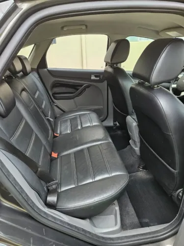 Ford Focus 2.0 16v/se/se Plus Flex 5P Aut. 2013