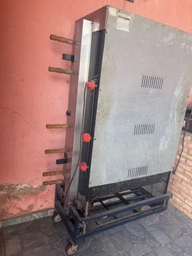 Máquina de assar frango gastromaq