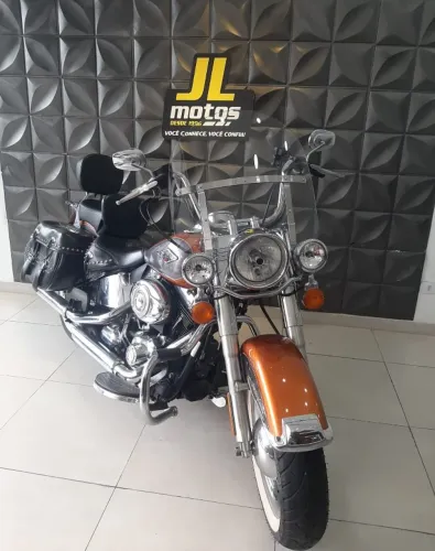 Harley-Davidson Heritage Softail Classic (FLSTC) RARIDADE