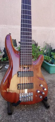 Vendo Baixo 6 Cordas
