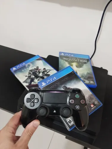 Playstation 4 slim