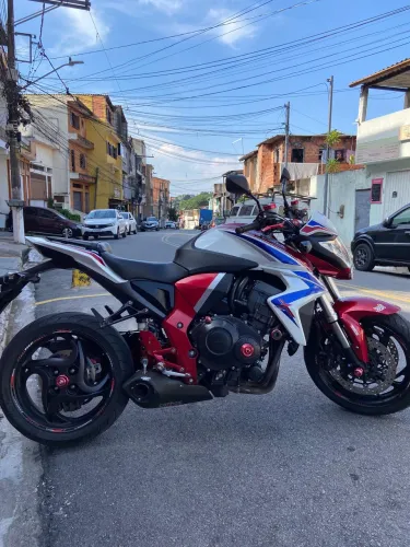CB1000R BARRACUDA