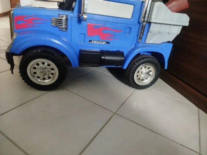 Truck ELÉTRICO ADAPTADO BATERIA MOTO
