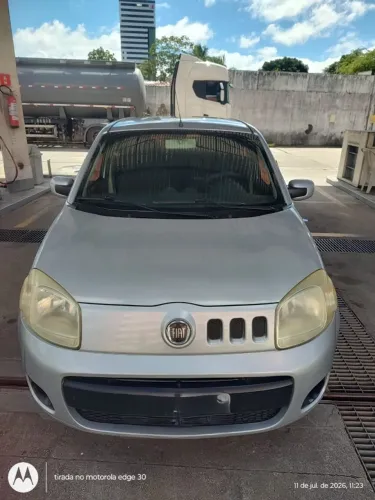 Fiat Uno Vivace Celeb. 1.0 EVO F.flex 8V 5P 2011