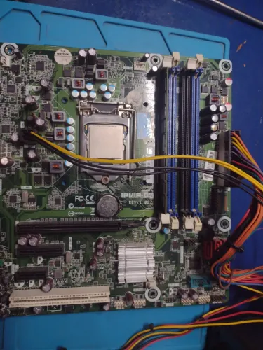 Placa mãe com i5 de primeira geração 