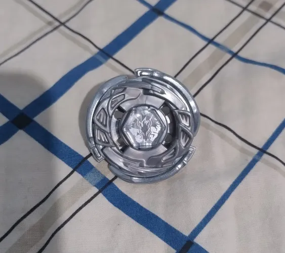 Beyblade Storm Pegasis 105F Silver Ver. - Metal Fight Beyblade, Takara Tomy