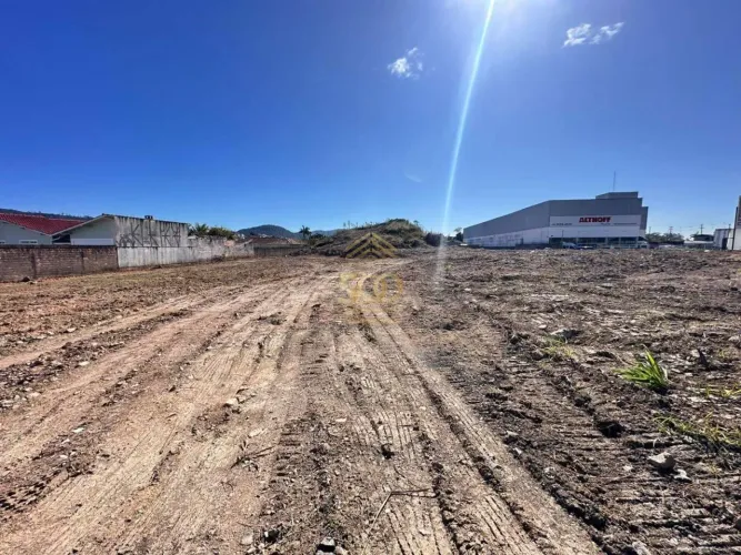 Comercial Terreno - Venda - 5.672,62 (M²) de Área Total - 5.672,00 (M²) de Área Privativa