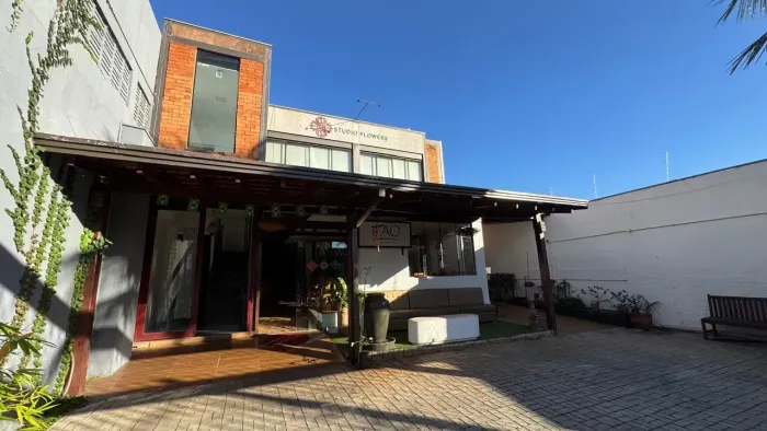 Sala Comercial em localização privilegiada na Rua Bahia!