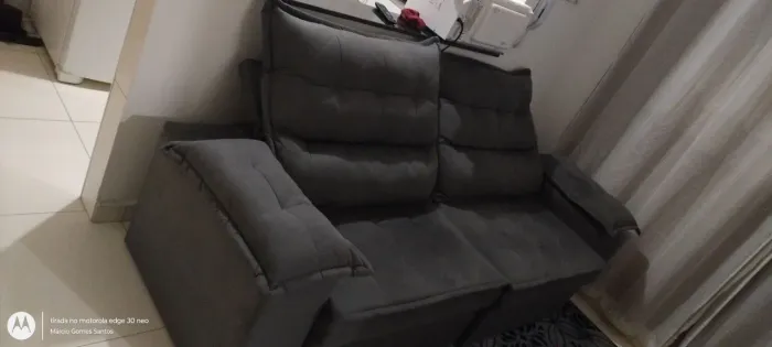 Vendo sofra tratil semi- novo!