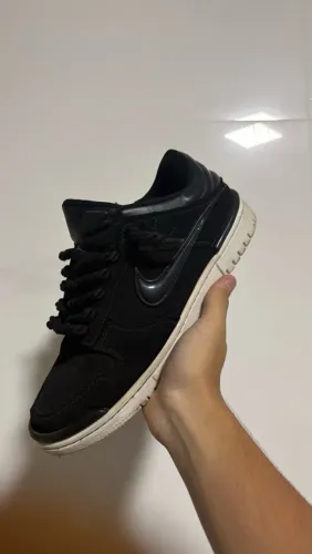 NIKE TWIST tamanho 42