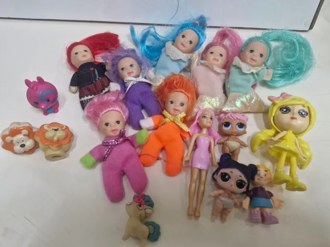 Brinquedos diversos - conforme fotos