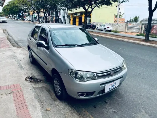 Fiat Palio 1.0 Economy Fire Flex 8V 4P 2011