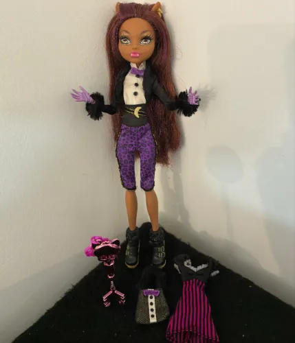 MONSTER HIGH CLAWDEEN 1600 COMPLETA