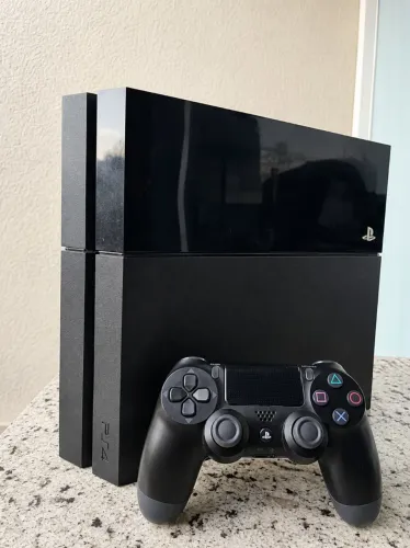 PlayStation 4 Fat PS4 500GB + 3 Jogos + 1 Controle