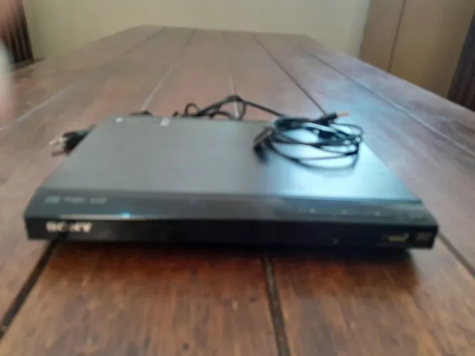 DVD player Sony DVP-SR320