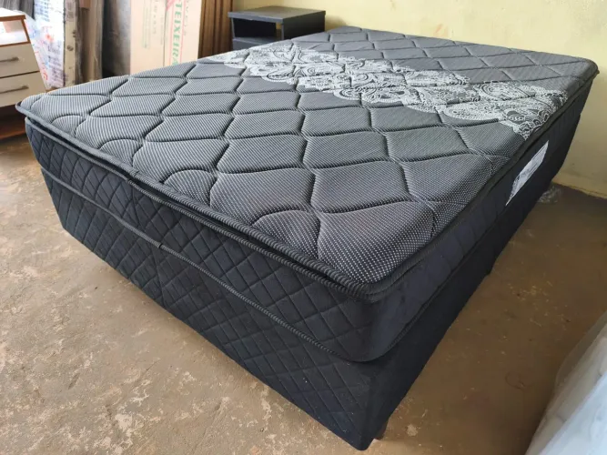 Cama box atria plus $ 1.299<br>Colchão d 33 c pilow<br>Dimensão 1.38 x 1.88<br>?