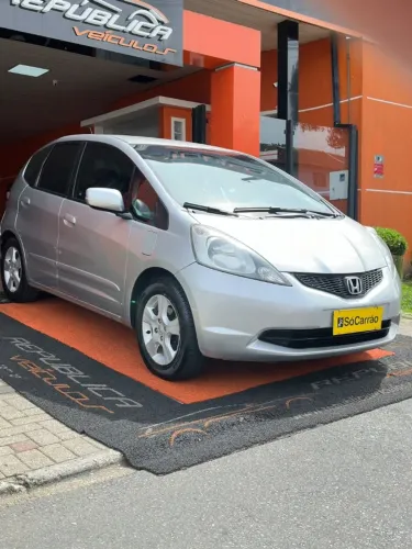 Honda Fit LX 1.4/ 1.4 Flex 8v/16v 5P Aut. 2011