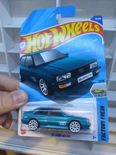 Hotwheels 87 Audi Quatro Factory Fresh 1:64 Novo Hot Wheels