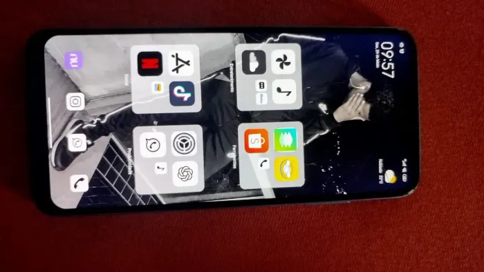 Vendo ou troco celular Redmi note 10 prime (pra sair logo)