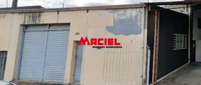 Galpão DE 563,9GALPÃO PARA FINS DE COMÉRCIO COM 02 BANHEIROS E UMA ÁREA ÚTil 600 m