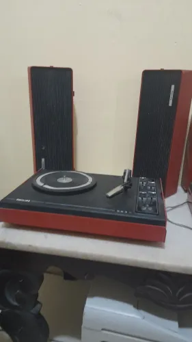 Radiola Antiga -Precisa de reparo!!!