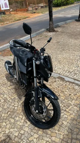 Fazer FZ25 12.000km 2023 Baixa quilometragem