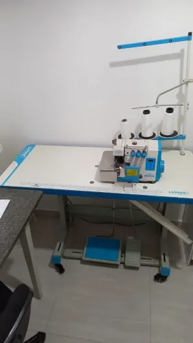 Vendo máquina de costura