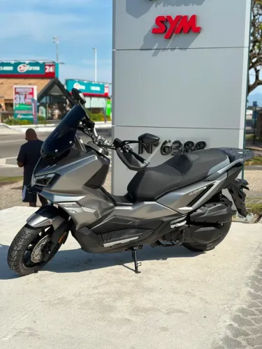 ADX 300 2027 VENDEDORA NATASHA