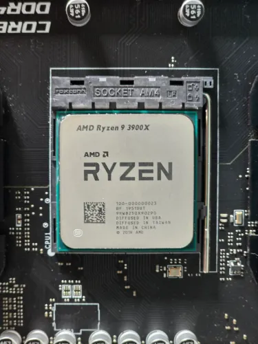AMD Ryzen 9 3900x