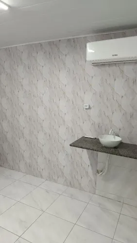 Aluga-se sala na principal do Valentina