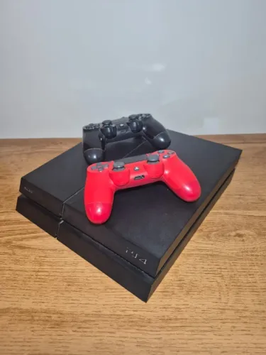 Play Station 4 - Ps4