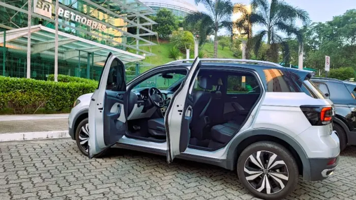 Volkswagen T-Cross Highline 1.4 TSI Flex 16V 5P AUT 2022