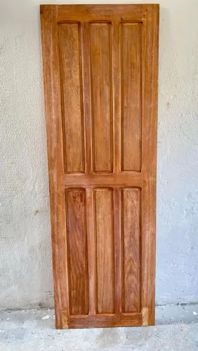 Porta de Madeira Angelim